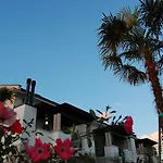 Modern With Pool And Garden Апартаменти Бібіоне