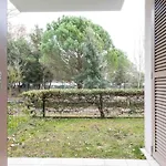 Apartman Modern With Pool And Garden