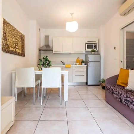 Appartamento Modern With Pool For Four Guests