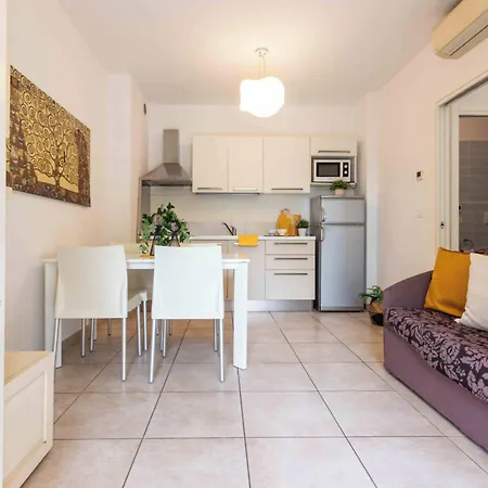 Modern With Pool For Four Guests