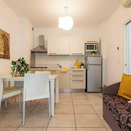 Modern With Pool For Four Guests * Bibione