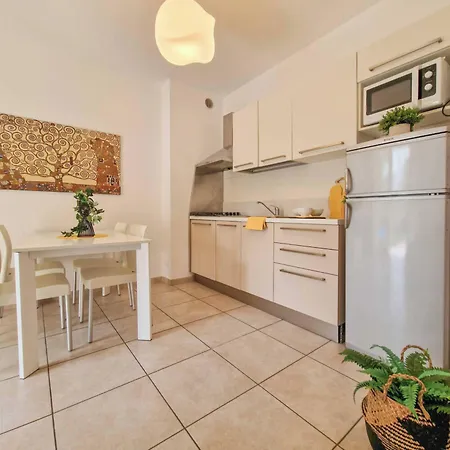 Modern With Pool For Four Guests