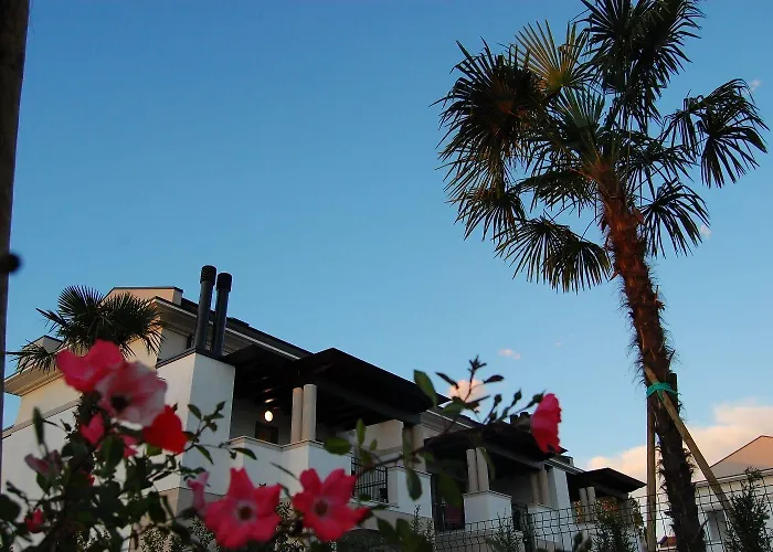 Modern With Pool And Garden Apartment Bibione